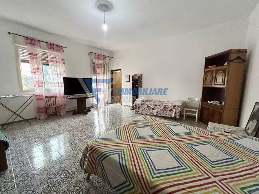 Immagine 13 di Casa trifamiliare in vendita  in via grimaldi a Buccheri