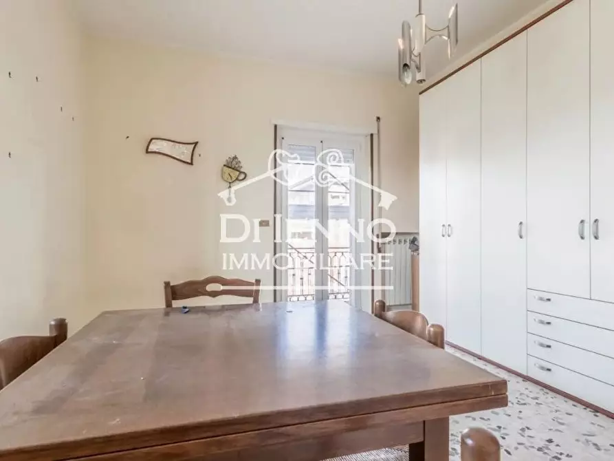 Immagine 10 di Casa trifamiliare in vendita  in Via della Rustica a Roma