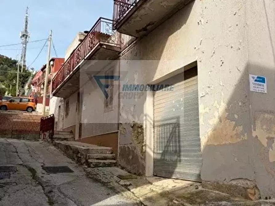 Immagine 1 di Monolocale in vendita  in Via Poggio del Carancino a Siracusa