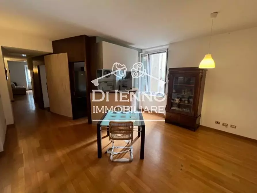 Immagine 2 di Casa trifamiliare in vendita  in Via Arenula a Roma