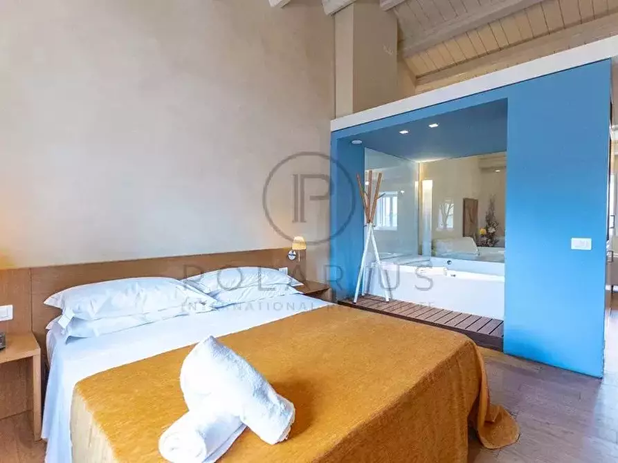 Immagine 12 di Attico in vendita  in staffolo a Staffolo