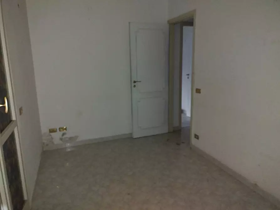 Immagine 10 di Casa trifamiliare in vendita  in Via Nazionale 337 a Messina