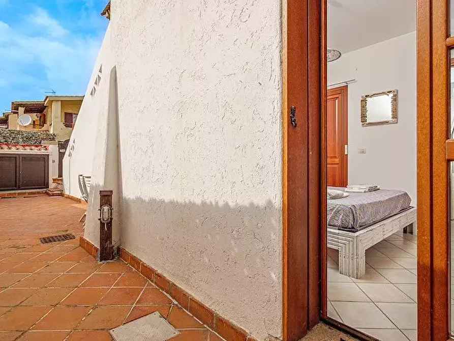 Immagine 17 di Casa trifamiliare in vendita  in via Grazia Deledda, 19. a Aggius