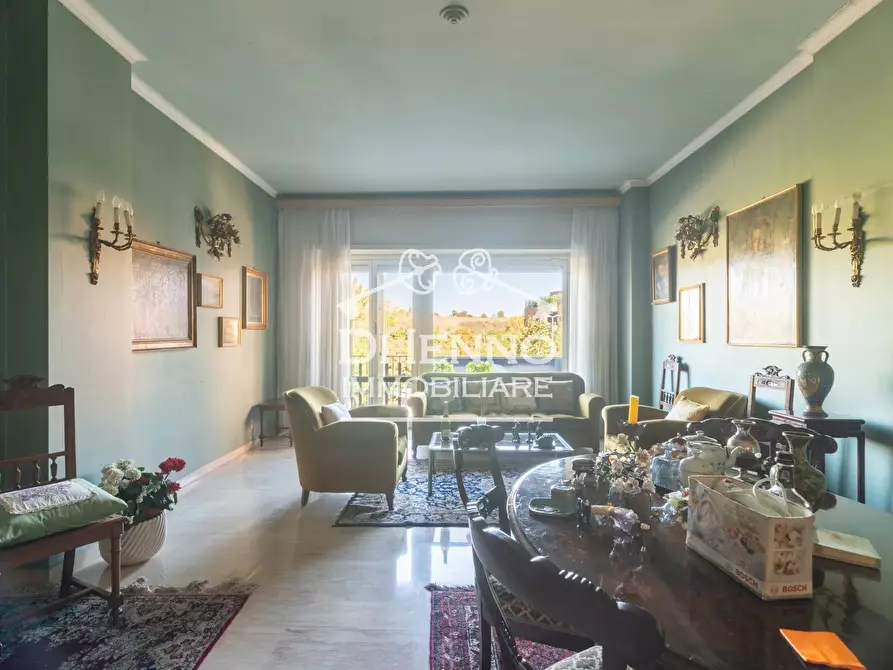 Immagine 2 di Casa trifamiliare in vendita  a Roma