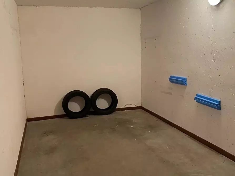 Immagine 1 di Appartamento in vendita  a Milano