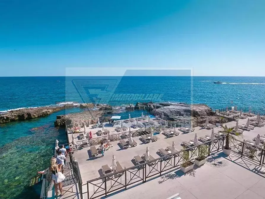 Immagine 14 di Casa trifamiliare in vendita  in Via Vincenzo Mirabella a Siracusa