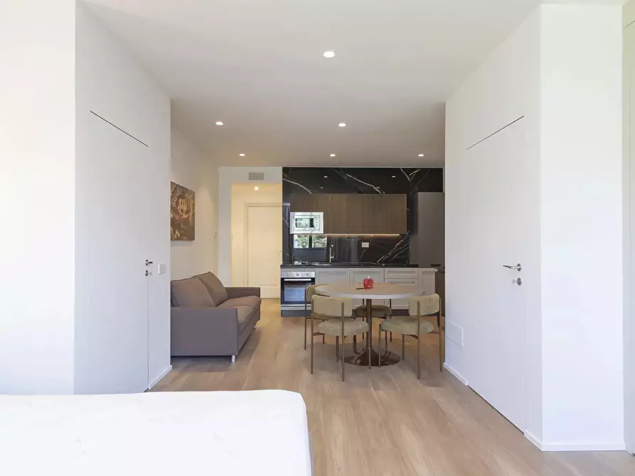 Immagine 12 di Casa trifamiliare in affitto  in Via Privata Tarvisio, 34 a Milano