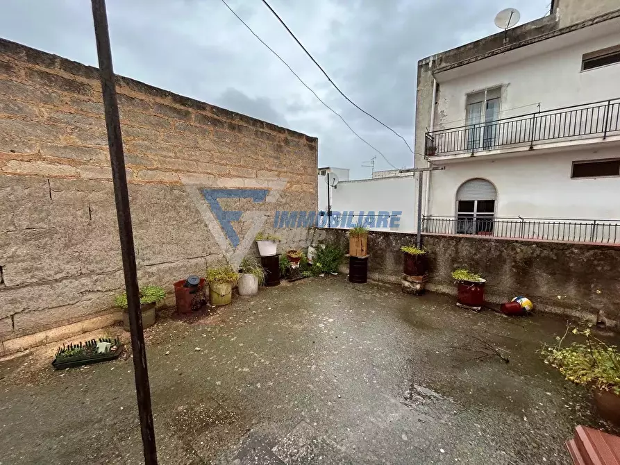 Immagine 6 di Casa trifamiliare in vendita  in via delle camelie a Siracusa