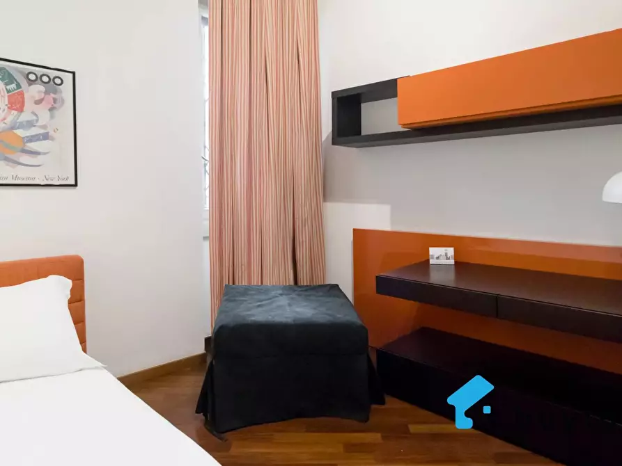 Immagine 17 di Casa trifamiliare in vendita  in Corso Cristoforo Colombo, 1 a Milano