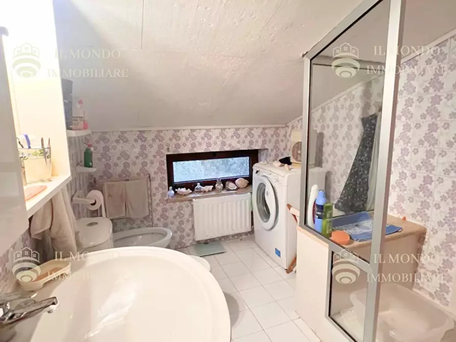 Immagine 40 di Casa trifamiliare in vendita  a Palombara Sabina