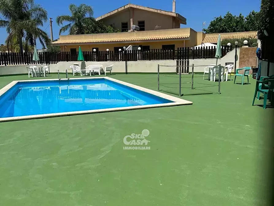 Immagine 5 di Casa trifamiliare in vendita  a Marsala