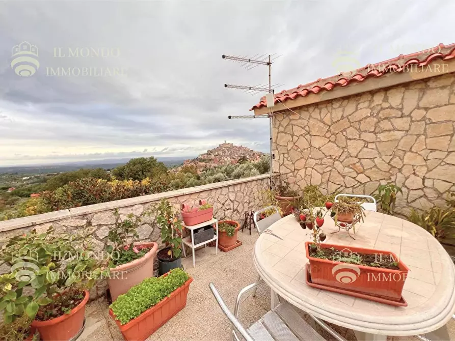 Immagine 34 di Casa trifamiliare in vendita  a Palombara Sabina