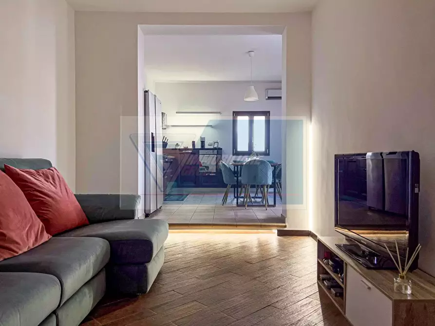 Immagine 9 di Casa trifamiliare in vendita  in Via Pasubio a Siracusa