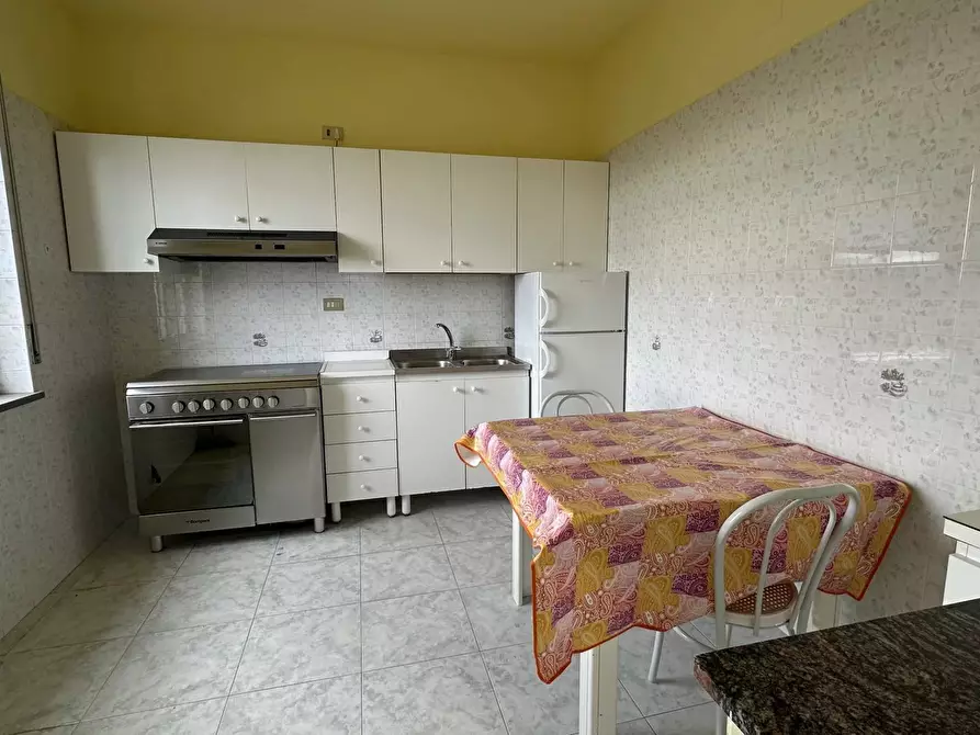 Immagine 6 di Casa trifamiliare in vendita  in Via delle Orchidee a Villapiana