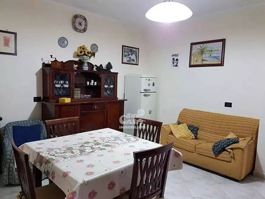 Immagine 7 di Casa trifamiliare in vendita  a Marsala