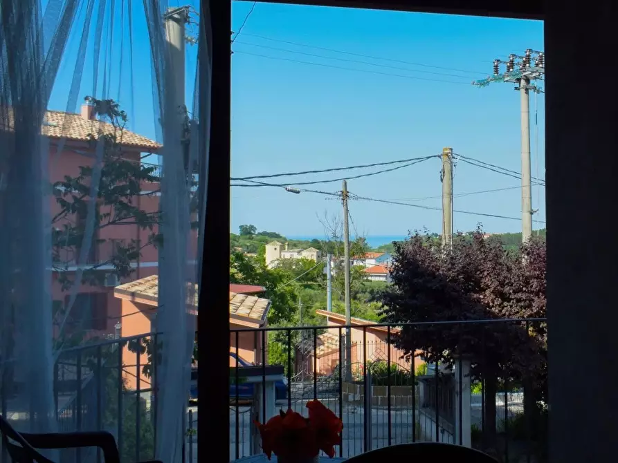 Immagine 18 di Casa trifamiliare in vendita  in Via Lanciano, 10 a Ortona