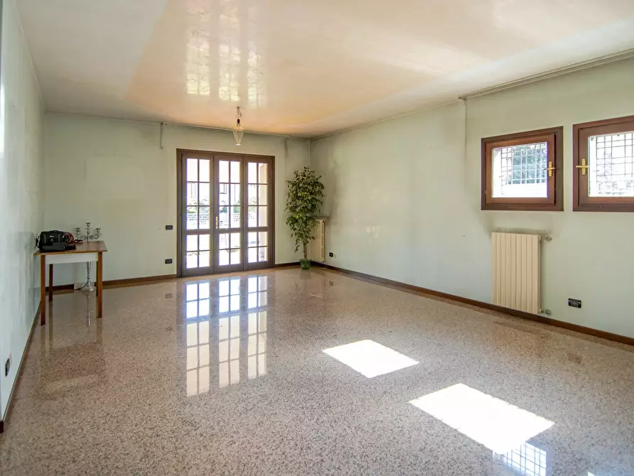 Immagine 14 di Terreno edificabile in vendita  a Mestrino