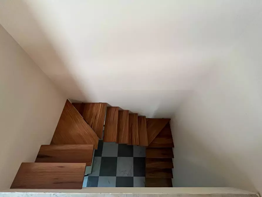 Immagine 21 di Casa trifamiliare in vendita  in Via Duchessa Canevaro a Avegno