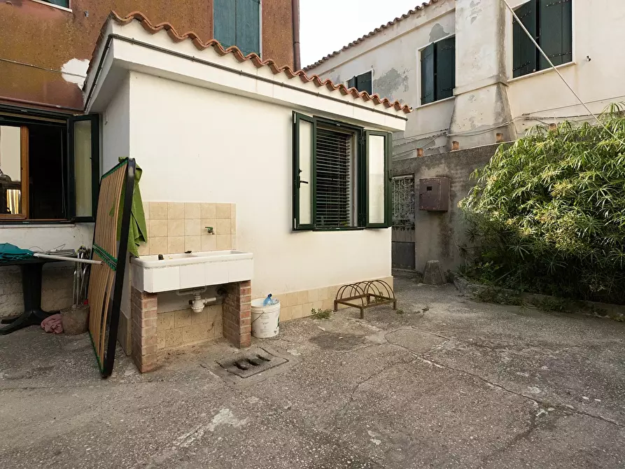 Immagine 20 di Casa trifamiliare in vendita  in località pellestrina 441 a Venezia