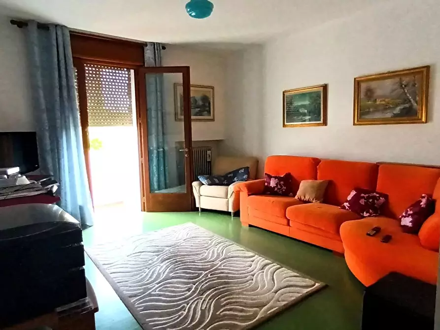 Immagine 5 di Casa trifamiliare in vendita  a Susegana