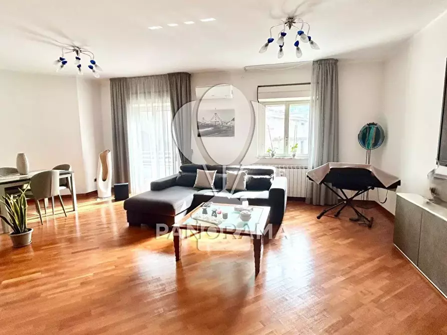 Immagine 6 di Casa trifamiliare in vendita  in Via Colombo a Partinico