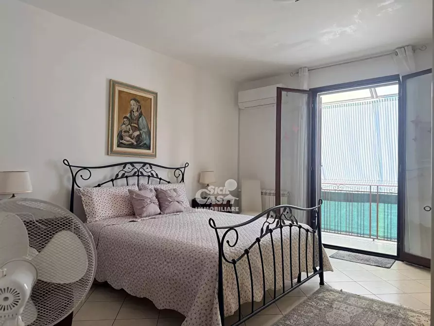 Immagine 3 di Casa trifamiliare in vendita  a Marsala