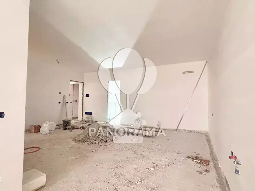 Immagine 25 di Casa trifamiliare in vendita  in Via Allegrezza a Alcamo