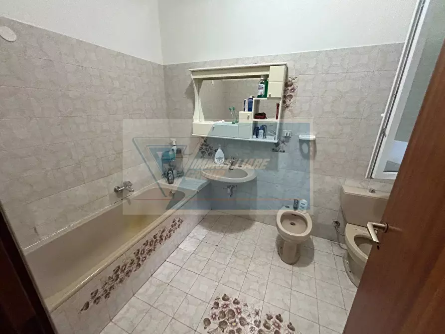 Immagine 12 di Casa trifamiliare in vendita  a Siracusa