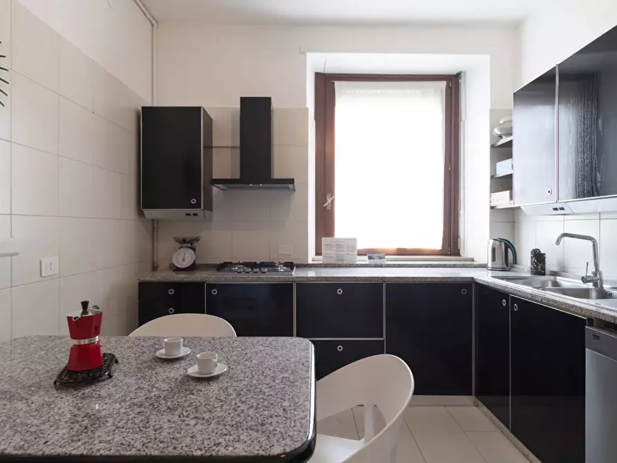 Immagine 11 di Casa trifamiliare in vendita  in Via Lazzaro Palazzi, 6 a Milano