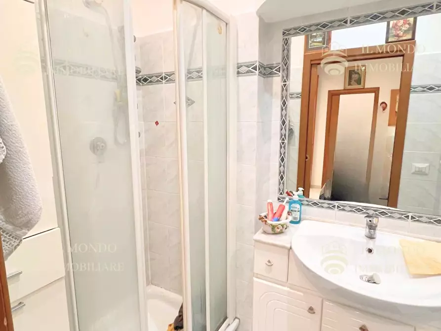 Immagine 13 di Casa trifamiliare in vendita  in Via Isonzo a Palombara Sabina