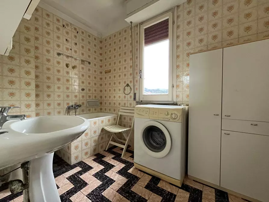 Immagine 13 di Casa trifamiliare in vendita  in Via Brigata Berto San Salvatore a Avegno