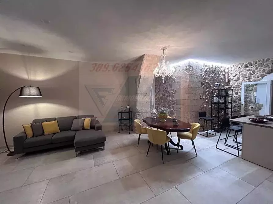 Immagine 4 di Casa trifamiliare in vendita  in Ronco primo a via Resalibera a Siracusa