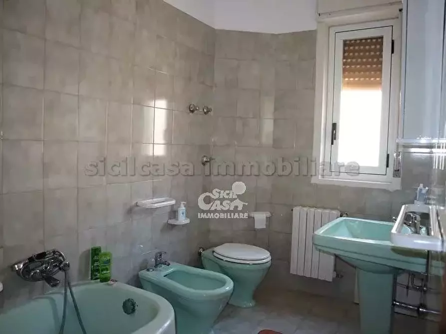 Immagine 9 di Casa trifamiliare in affitto  a Marsala