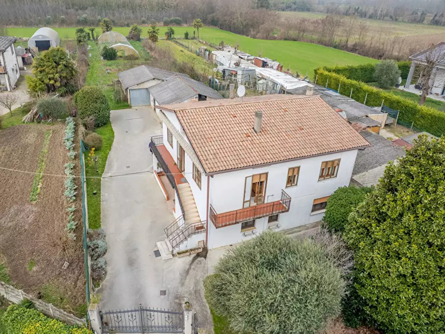 Immagine 11 di Casa trifamiliare in vendita  a Albignasego