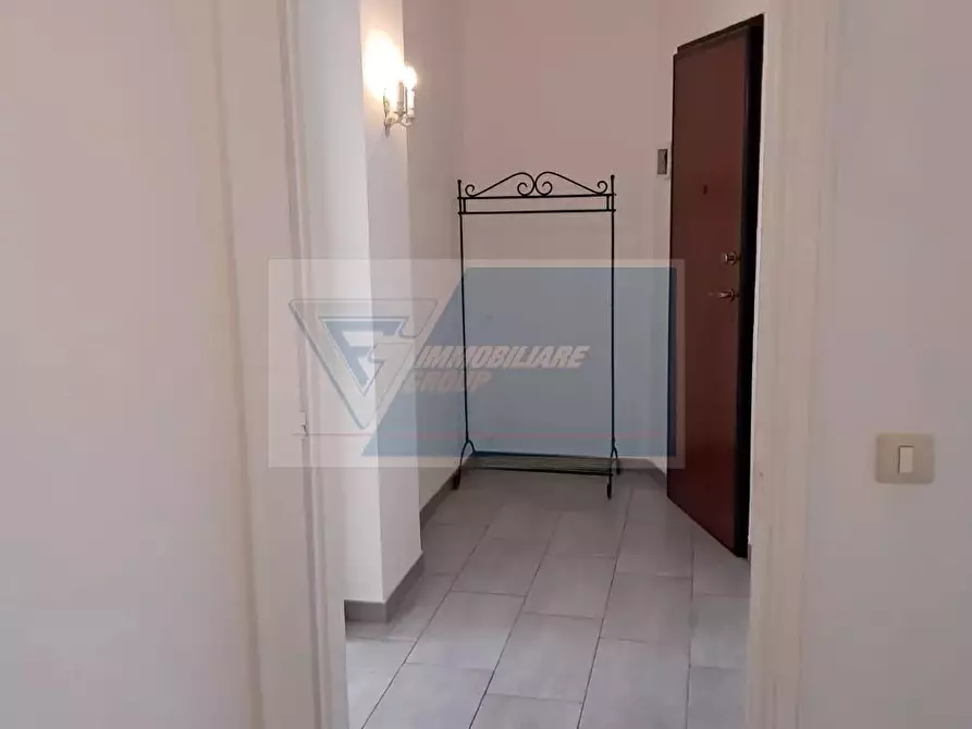 Immagine 1 di Casa trifamiliare in affitto  in Viale Teracati a Siracusa