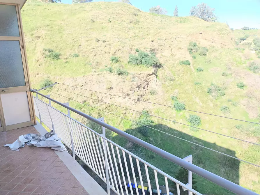 Immagine 27 di Casa trifamiliare in vendita  in Via Giorgio La Pira, 34 a Messina