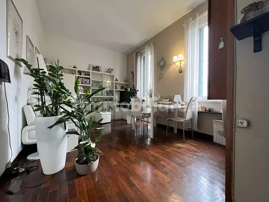 Immagine 2 di Casa trifamiliare in affitto  in Corso Sempione, 76 a Milano