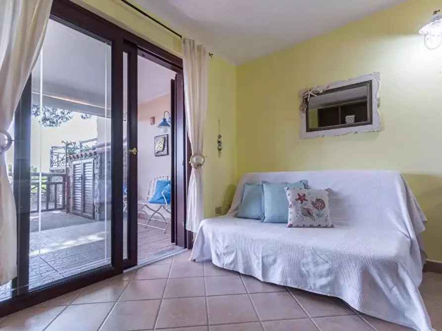 Immagine 4 di Casa trifamiliare in vendita  in Via Sa Salina a Gonnesa