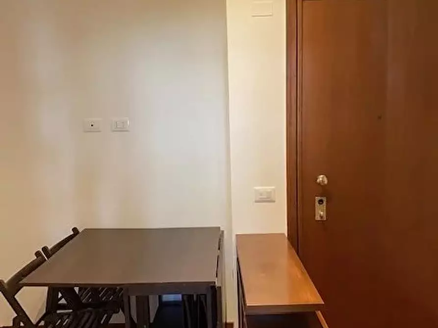 Immagine 11 di Casa trifamiliare in affitto  in Via Ronchi, 34 a Milano