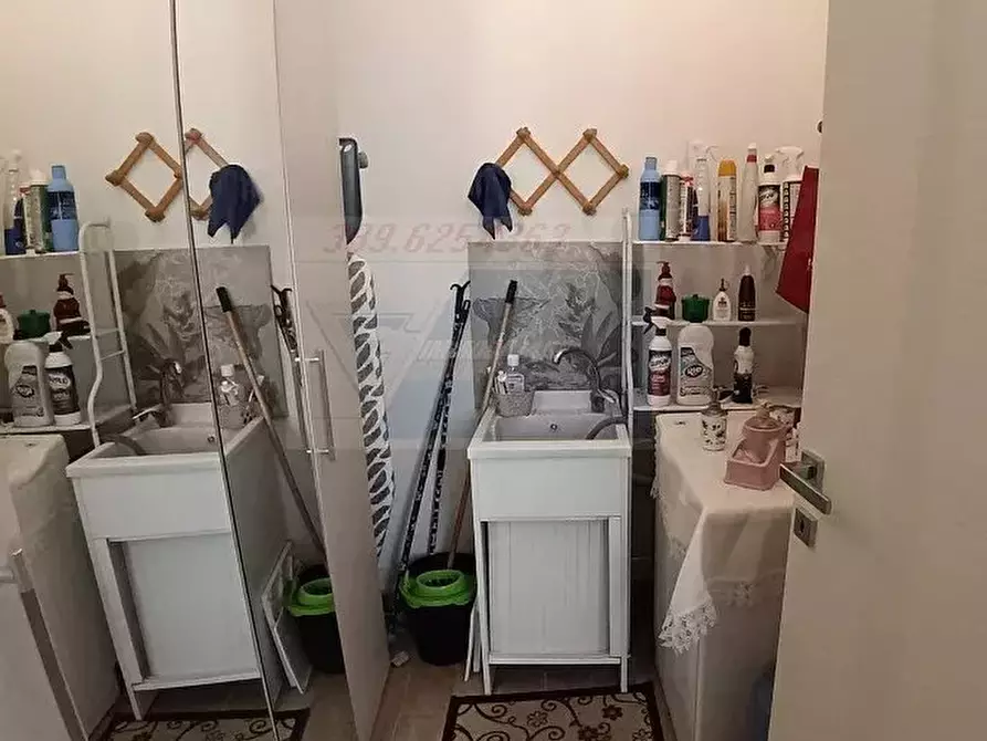 Immagine 24 di Casa trifamiliare in vendita  in via Bainsizza a Siracusa