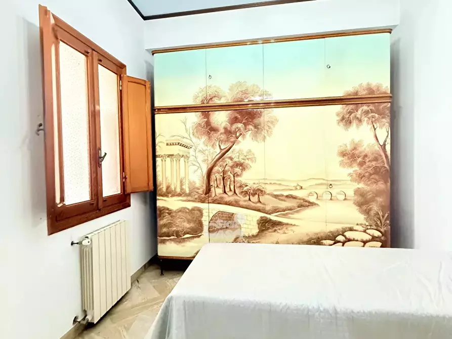 Immagine 21 di Casa trifamiliare in vendita  a Marsala