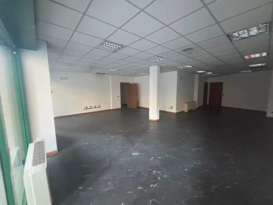 Immagine 25 di Castello in affitto  in Via Umberto Fogagnolo a Sesto San Giovanni