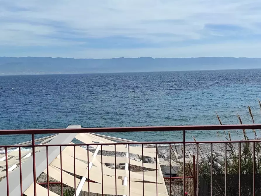 Immagine 23 di Casa trifamiliare in vendita  in Via Nazionale 11  Vill. S. Margherita a Messina