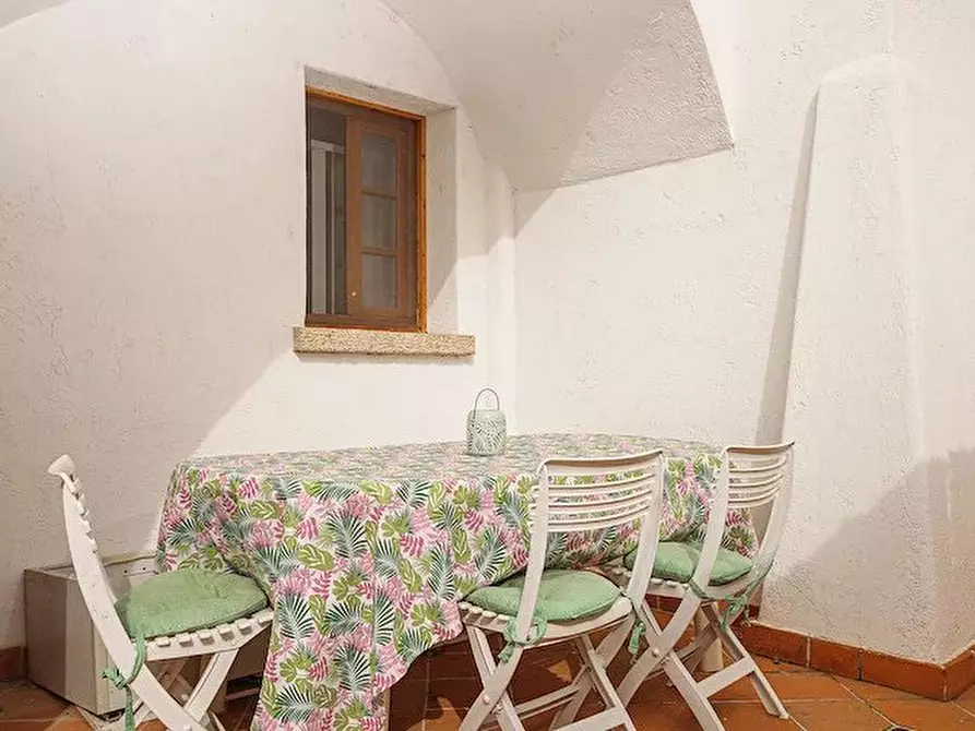 Immagine 16 di Casa trifamiliare in vendita  in via Grazia Deledda, 19. a Aggius