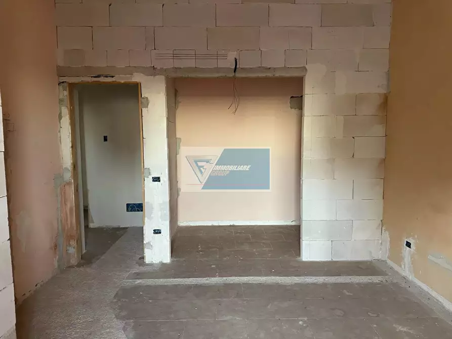 Immagine 9 di Casa trifamiliare in vendita  in Via Roma a Noto