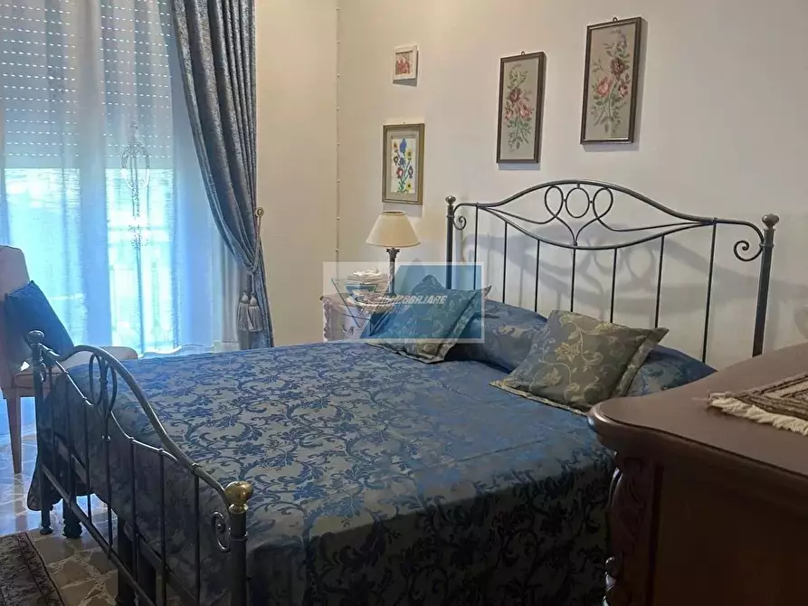 Immagine 8 di Casa trifamiliare in vendita  a Buccheri