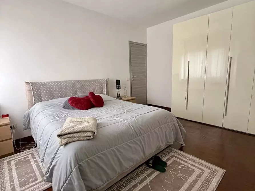 Immagine 6 di Casa trifamiliare in vendita  a Refrontolo