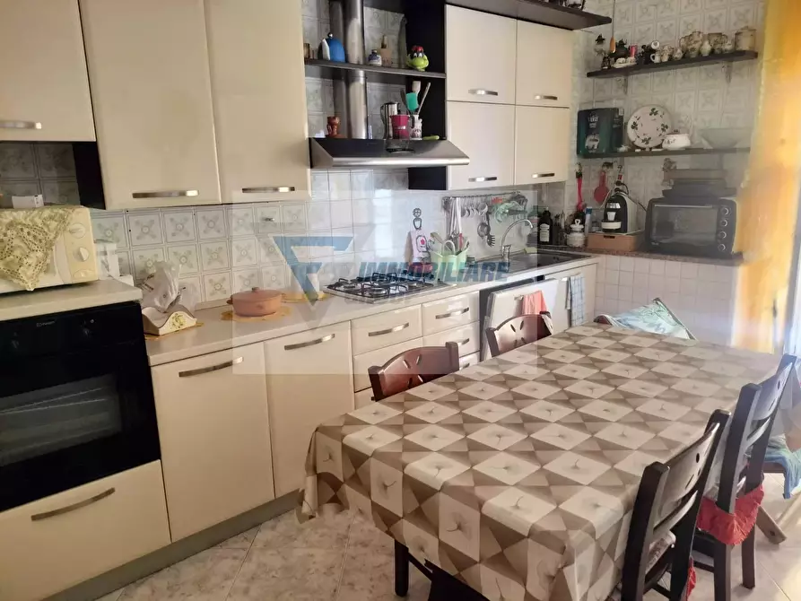 Immagine 6 di Casa trifamiliare in vendita  in Via Lentini a Siracusa