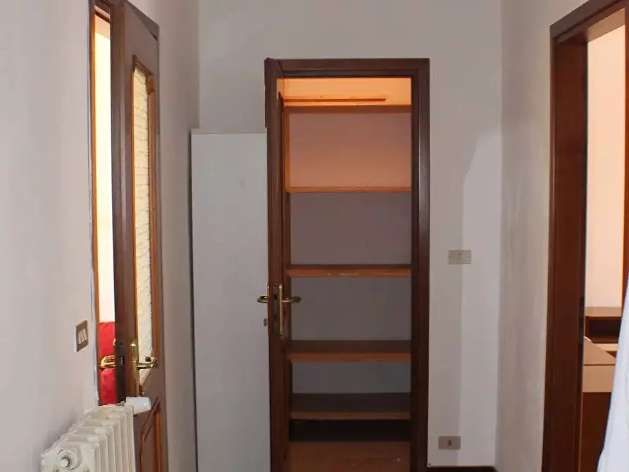 Immagine 6 di Casa trifamiliare in affitto  in Via Abano a Milano