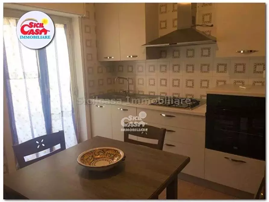 Immagine 6 di Casa trifamiliare in vendita  a Marsala